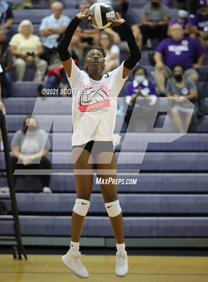 Thumbnail 3 in Pickerington North @ Pickerington Central photogallery.