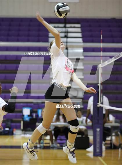 Thumbnail 3 in Pickerington North @ Pickerington Central photogallery.