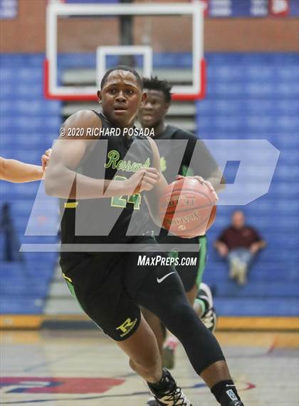 Thumbnail 3 in Roosevelt vs. Clovis East (Central Valley Showcase) photogallery.