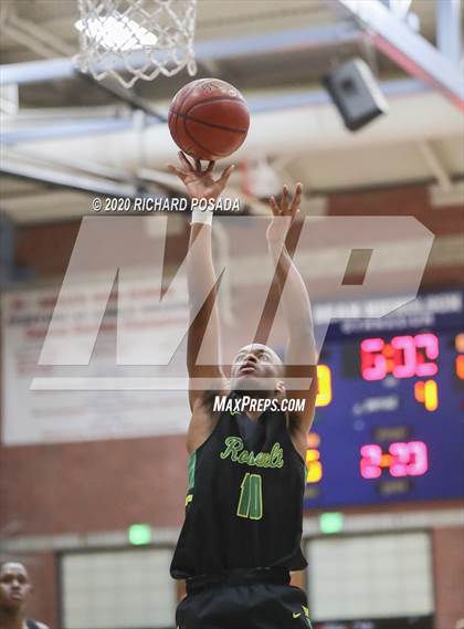 Thumbnail 1 in Roosevelt vs. Clovis East (Central Valley Showcase) photogallery.