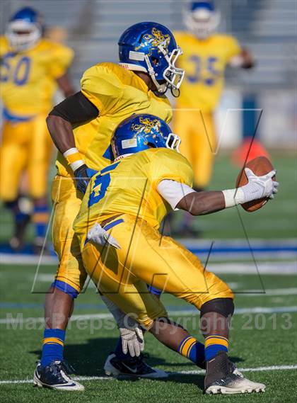 Thumbnail 3 in Babylon vs. Roosevelt  (Long Island Class IV Final) photogallery.