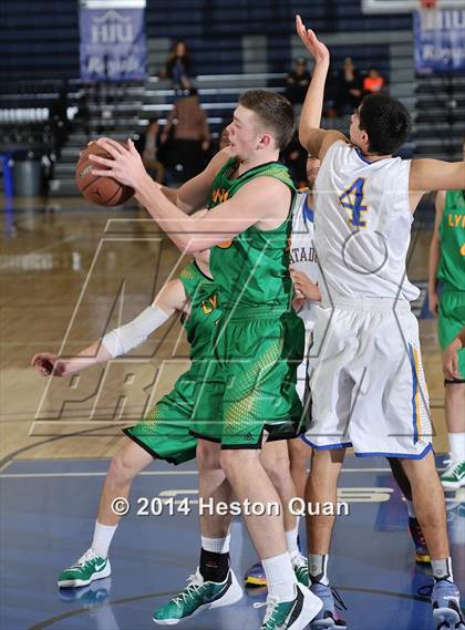 Thumbnail 2 in La Mirada vs. Lynden (Orange Holiday Classic) photogallery.
