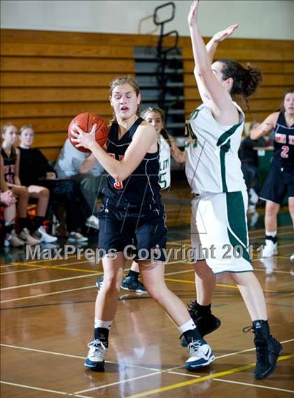 Thumbnail 2 in Santa Ynez vs Willits (Santa Barbara Tournament of Champions) photogallery.