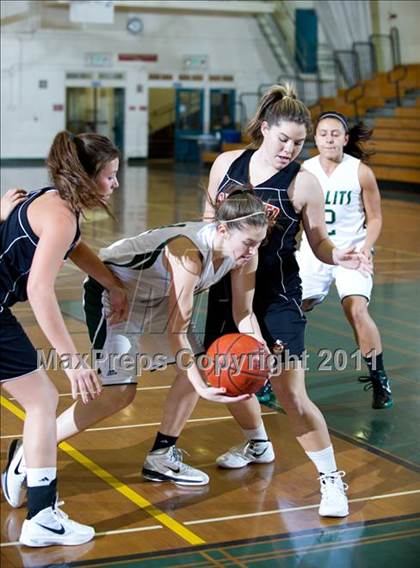 Thumbnail 2 in Santa Ynez vs Willits (Santa Barbara Tournament of Champions) photogallery.