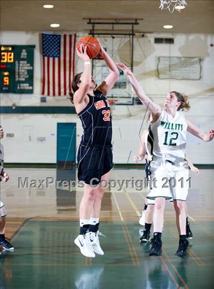 Thumbnail 2 in Santa Ynez vs Willits (Santa Barbara Tournament of Champions) photogallery.