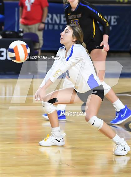 Thumbnail 1 in Phoenix Country Day vs. St. Johns (AIA 2A Final) photogallery.