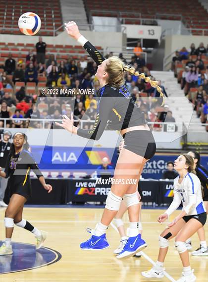 Thumbnail 2 in Phoenix Country Day vs. St. Johns (AIA 2A Final) photogallery.