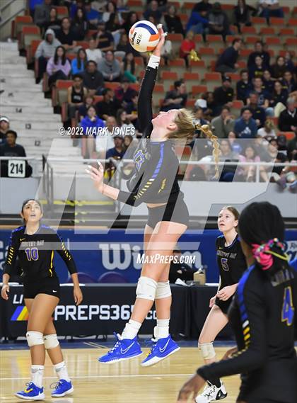 Thumbnail 1 in Phoenix Country Day vs. St. Johns (AIA 2A Final) photogallery.
