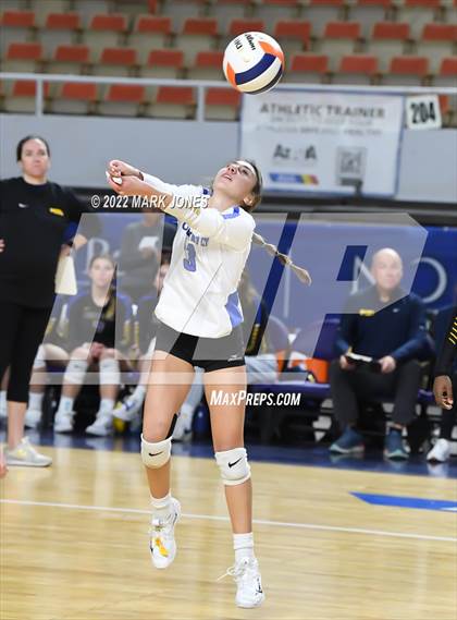 Thumbnail 2 in Phoenix Country Day vs. St. Johns (AIA 2A Final) photogallery.