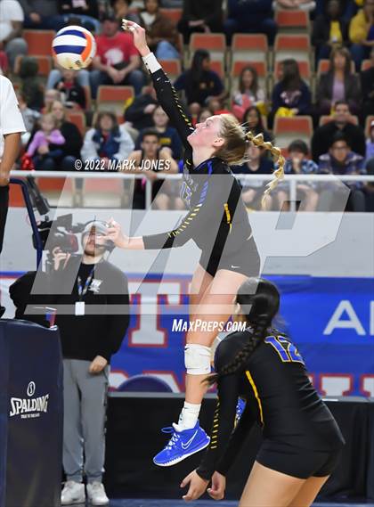 Thumbnail 3 in Phoenix Country Day vs. St. Johns (AIA 2A Final) photogallery.