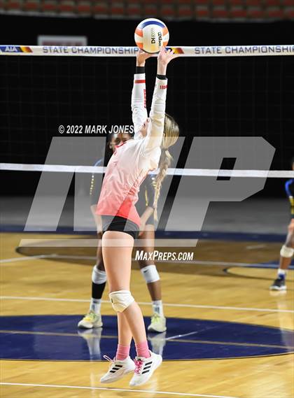 Thumbnail 1 in Phoenix Country Day vs. St. Johns (AIA 2A Final) photogallery.