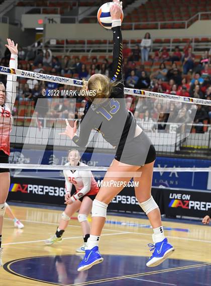 Thumbnail 2 in Phoenix Country Day vs. St. Johns (AIA 2A Final) photogallery.