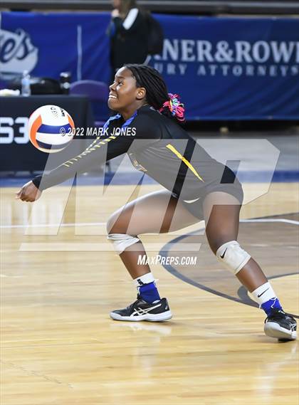 Thumbnail 2 in Phoenix Country Day vs. St. Johns (AIA 2A Final) photogallery.
