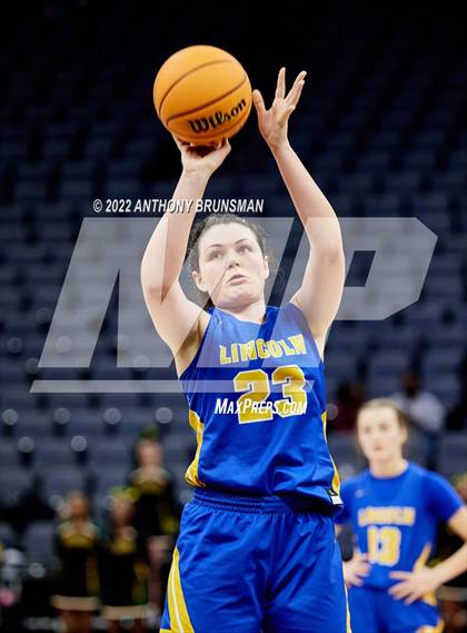 Thumbnail 1 in Vanden vs. Lincoln (CIF SJS D3 Final) photogallery.