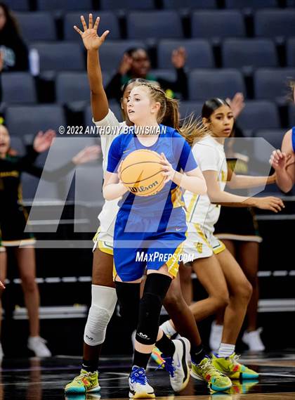 Thumbnail 2 in Vanden vs. Lincoln (CIF SJS D3 Final) photogallery.