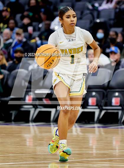 Thumbnail 3 in Vanden vs. Lincoln (CIF SJS D3 Final) photogallery.