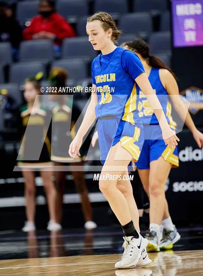 Thumbnail 1 in Vanden vs. Lincoln (CIF SJS D3 Final) photogallery.