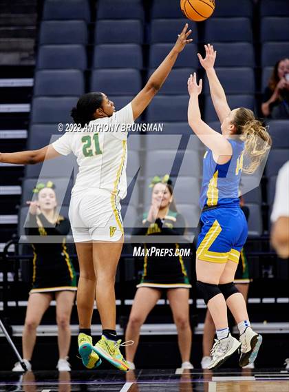 Thumbnail 3 in Vanden vs. Lincoln (CIF SJS D3 Final) photogallery.