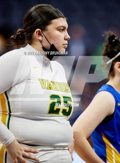 Thumbnail 1 in Vanden vs. Lincoln (CIF SJS D3 Final) photogallery.