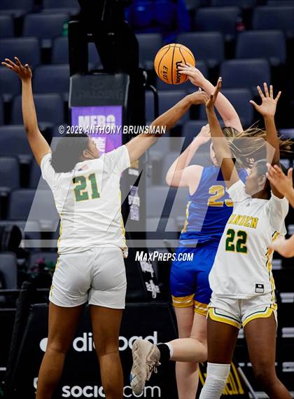 Thumbnail 2 in Vanden vs. Lincoln (CIF SJS D3 Final) photogallery.