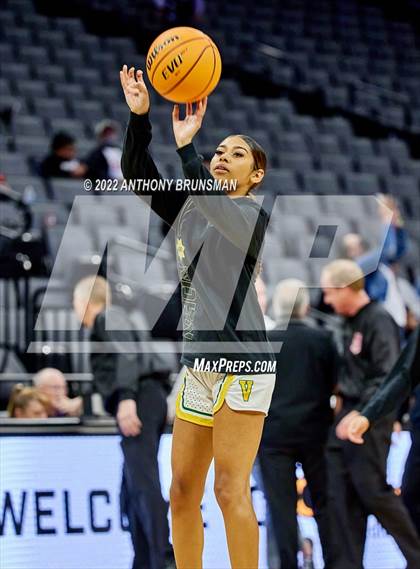 Thumbnail 1 in Vanden vs. Lincoln (CIF SJS D3 Final) photogallery.