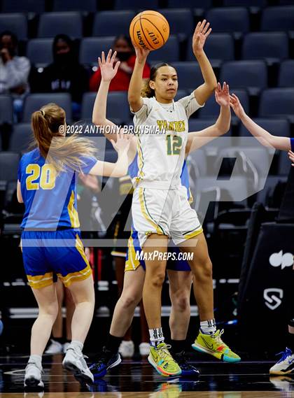 Thumbnail 2 in Vanden vs. Lincoln (CIF SJS D3 Final) photogallery.