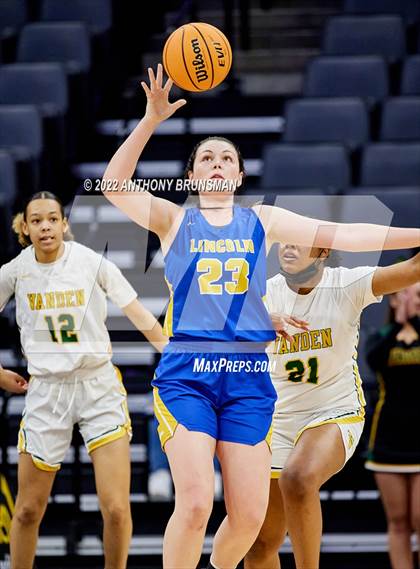 Thumbnail 1 in Vanden vs. Lincoln (CIF SJS D3 Final) photogallery.