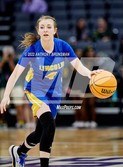Thumbnail 1 in Vanden vs. Lincoln (CIF SJS D3 Final) photogallery.