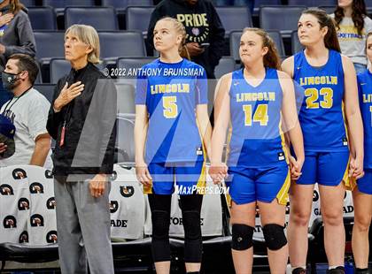 Thumbnail 3 in Vanden vs. Lincoln (CIF SJS D3 Final) photogallery.