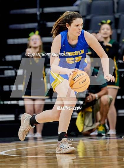 Thumbnail 3 in Vanden vs. Lincoln (CIF SJS D3 Final) photogallery.