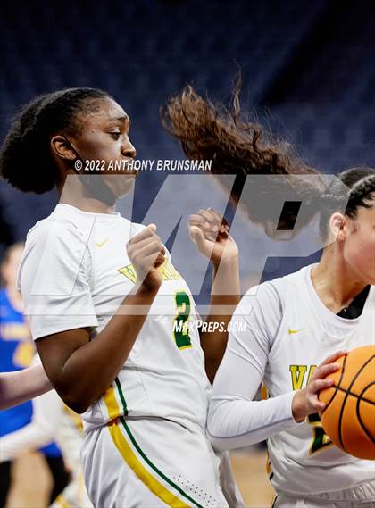 Thumbnail 3 in Vanden vs. Lincoln (CIF SJS D3 Final) photogallery.