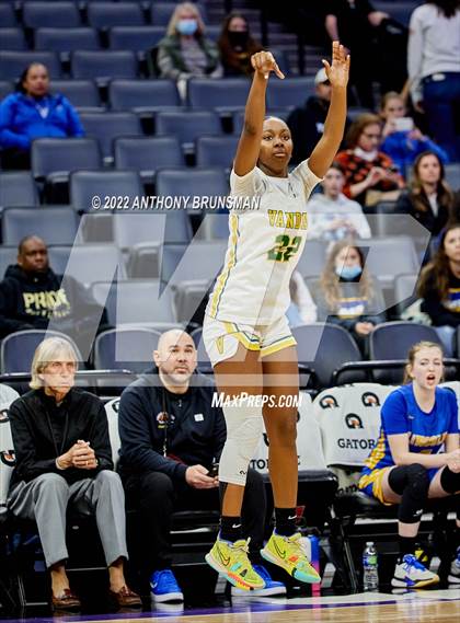 Thumbnail 3 in Vanden vs. Lincoln (CIF SJS D3 Final) photogallery.