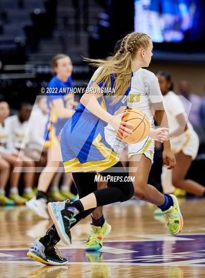 Thumbnail 1 in Vanden vs. Lincoln (CIF SJS D3 Final) photogallery.