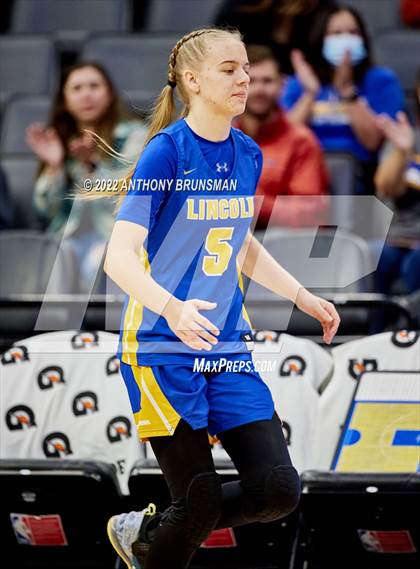 Thumbnail 1 in Vanden vs. Lincoln (CIF SJS D3 Final) photogallery.