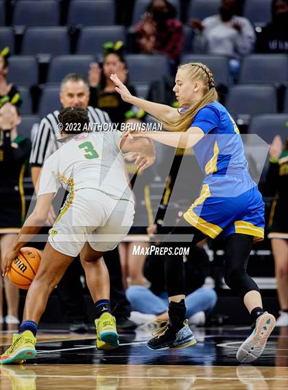 Thumbnail 3 in Vanden vs. Lincoln (CIF SJS D3 Final) photogallery.