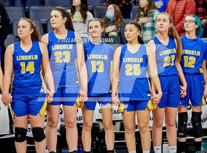 Thumbnail 2 in Vanden vs. Lincoln (CIF SJS D3 Final) photogallery.