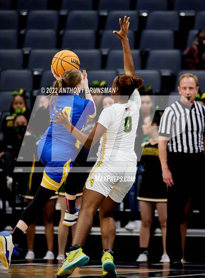 Thumbnail 1 in Vanden vs. Lincoln (CIF SJS D3 Final) photogallery.