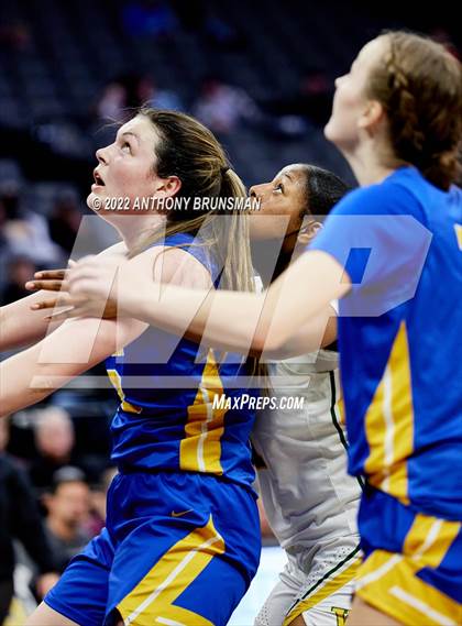 Thumbnail 1 in Vanden vs. Lincoln (CIF SJS D3 Final) photogallery.