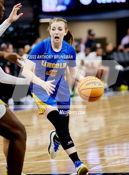 Thumbnail 1 in Vanden vs. Lincoln (CIF SJS D3 Final) photogallery.