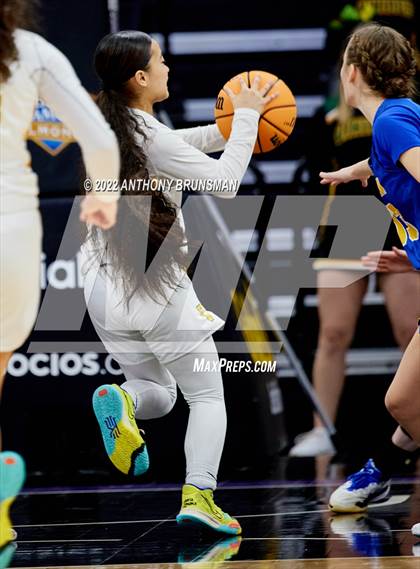 Thumbnail 3 in Vanden vs. Lincoln (CIF SJS D3 Final) photogallery.