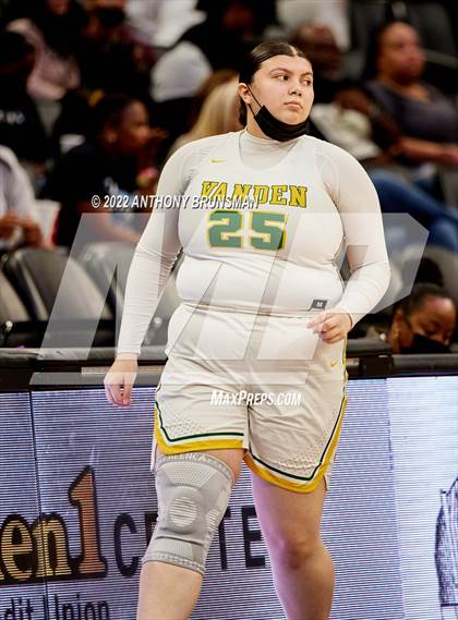 Thumbnail 3 in Vanden vs. Lincoln (CIF SJS D3 Final) photogallery.