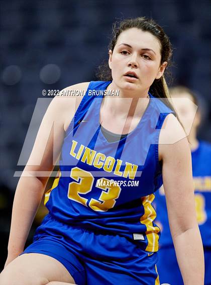 Thumbnail 3 in Vanden vs. Lincoln (CIF SJS D3 Final) photogallery.