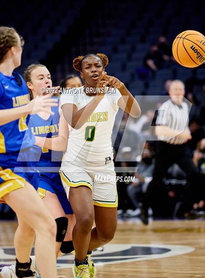 Thumbnail 2 in Vanden vs. Lincoln (CIF SJS D3 Final) photogallery.