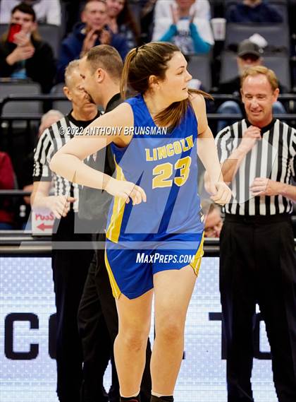 Thumbnail 1 in Vanden vs. Lincoln (CIF SJS D3 Final) photogallery.