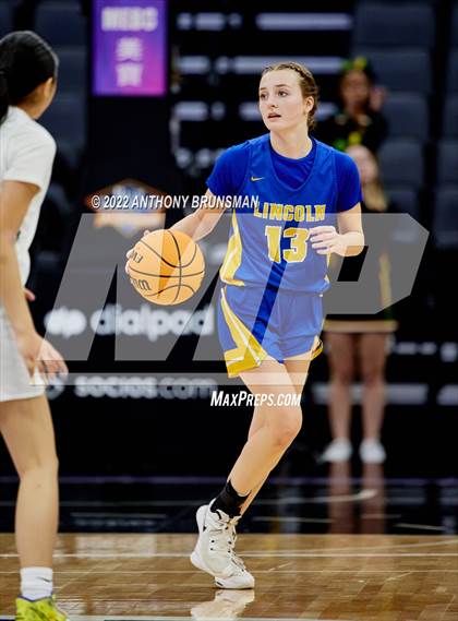 Thumbnail 2 in Vanden vs. Lincoln (CIF SJS D3 Final) photogallery.