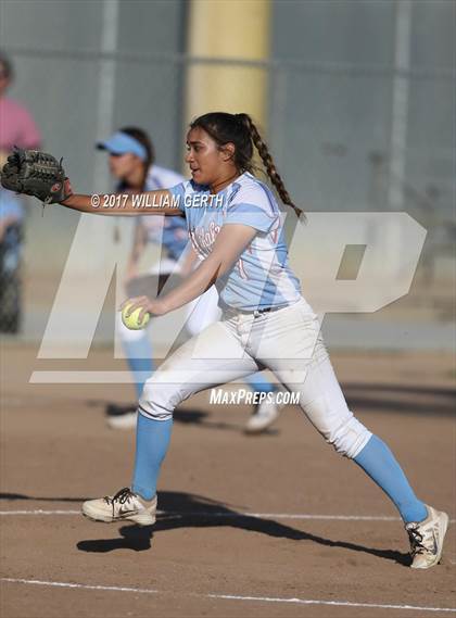 Thumbnail 2 in Hillsdale vs. Notre Dame (CIF CCS D2 Final) photogallery.