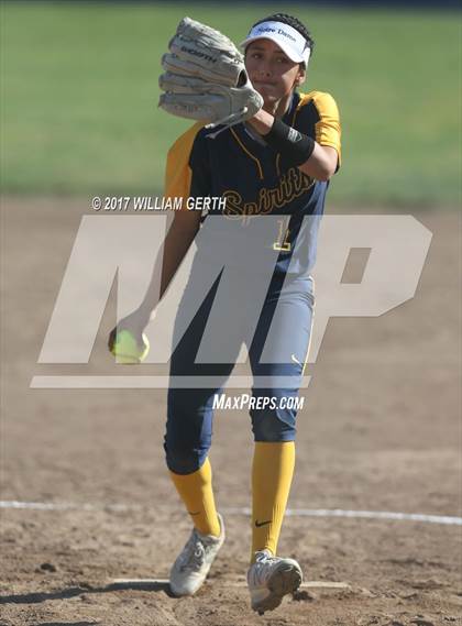 Thumbnail 3 in Hillsdale vs. Notre Dame (CIF CCS D2 Final) photogallery.