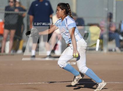 Thumbnail 3 in Hillsdale vs. Notre Dame (CIF CCS D2 Final) photogallery.