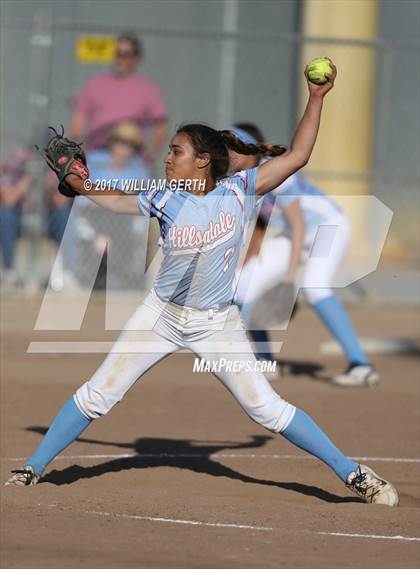 Thumbnail 3 in Hillsdale vs. Notre Dame (CIF CCS D2 Final) photogallery.