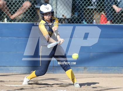 Thumbnail 3 in Hillsdale vs. Notre Dame (CIF CCS D2 Final) photogallery.